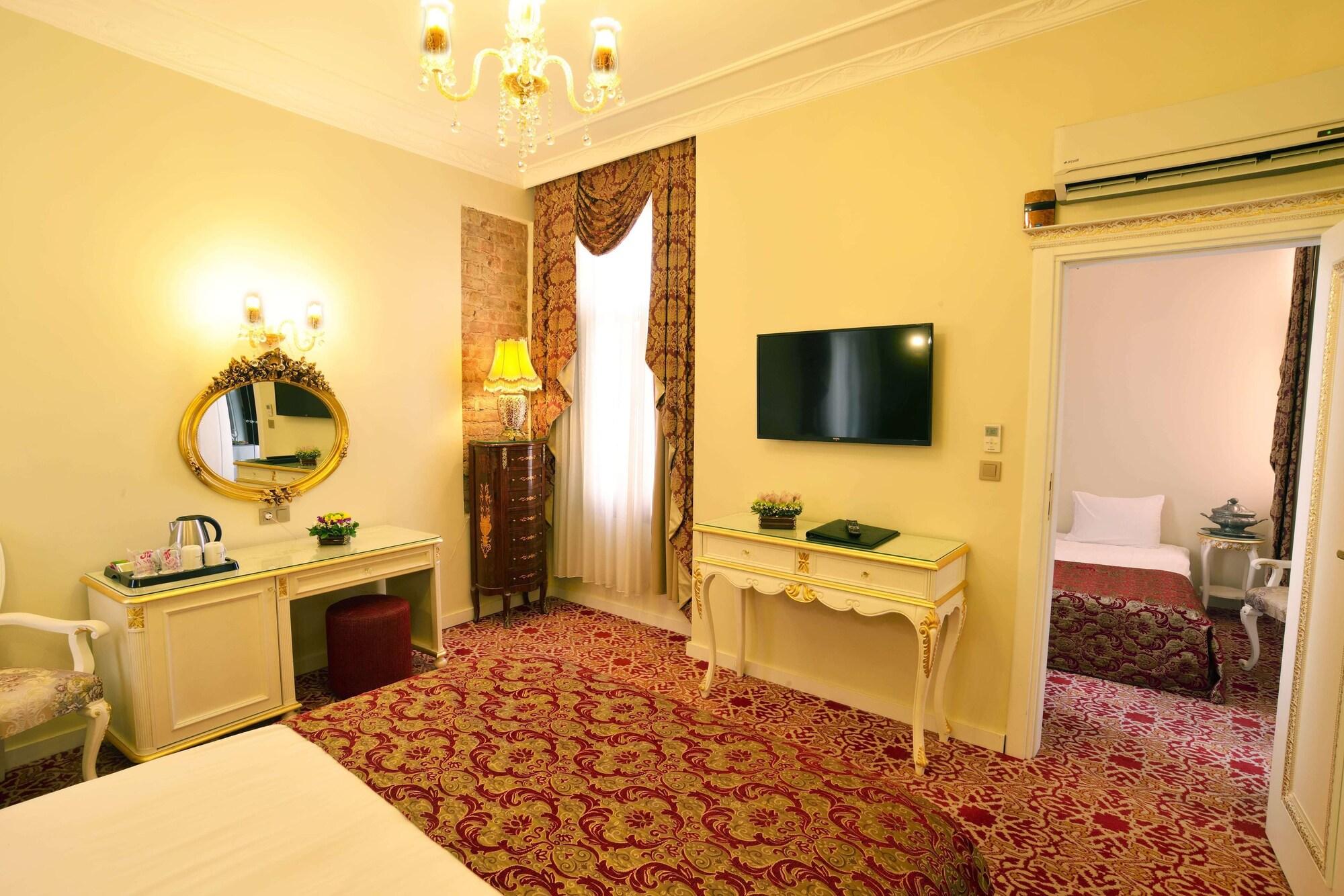 By Murat Crown Hotel Taksim อิสตันบูล ภายนอก รูปภาพ