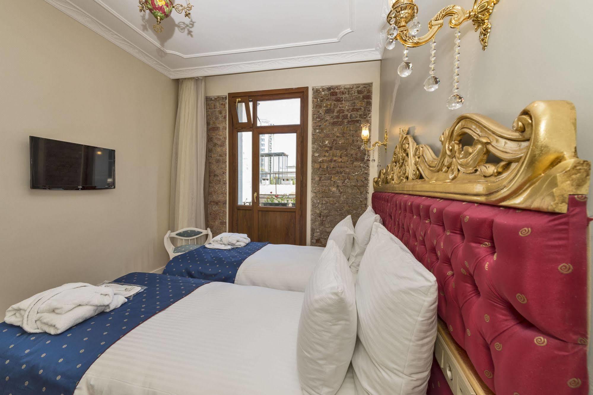 By Murat Crown Hotel Taksim อิสตันบูล ภายนอก รูปภาพ